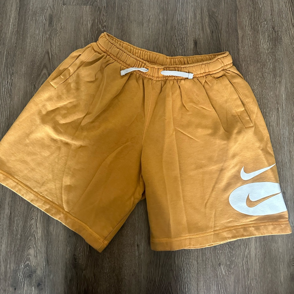 Men’s Nike shorts